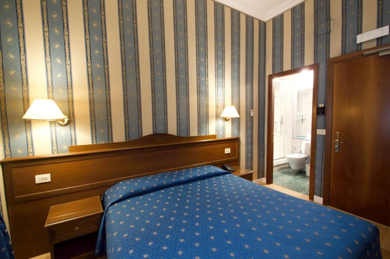 Hotel Montecarlo Рим Екстер'єр фото